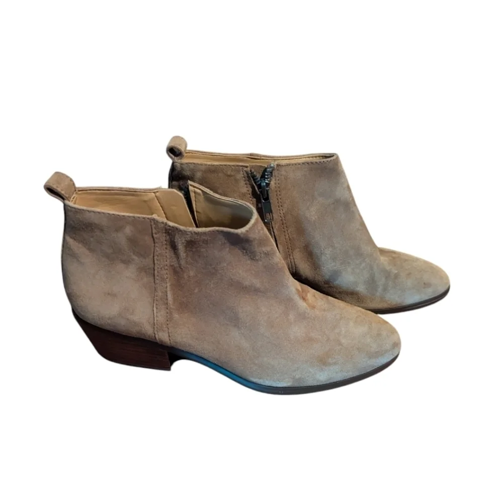 J. Crew Tan suede leather side Interior zip Heeled Sleek Ankle Boots EUC sz 8